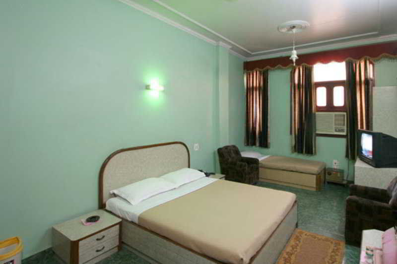 Hotel Woodland Deluxe Neu-Delhi Exterior foto